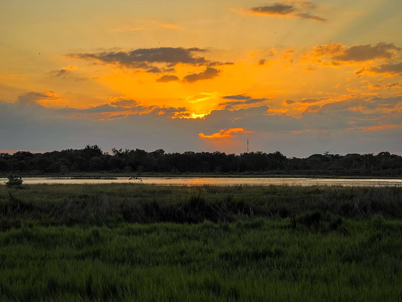 Short walk to watch the sunrise over Knuckey’s Lagoon which is situated behind the property. 