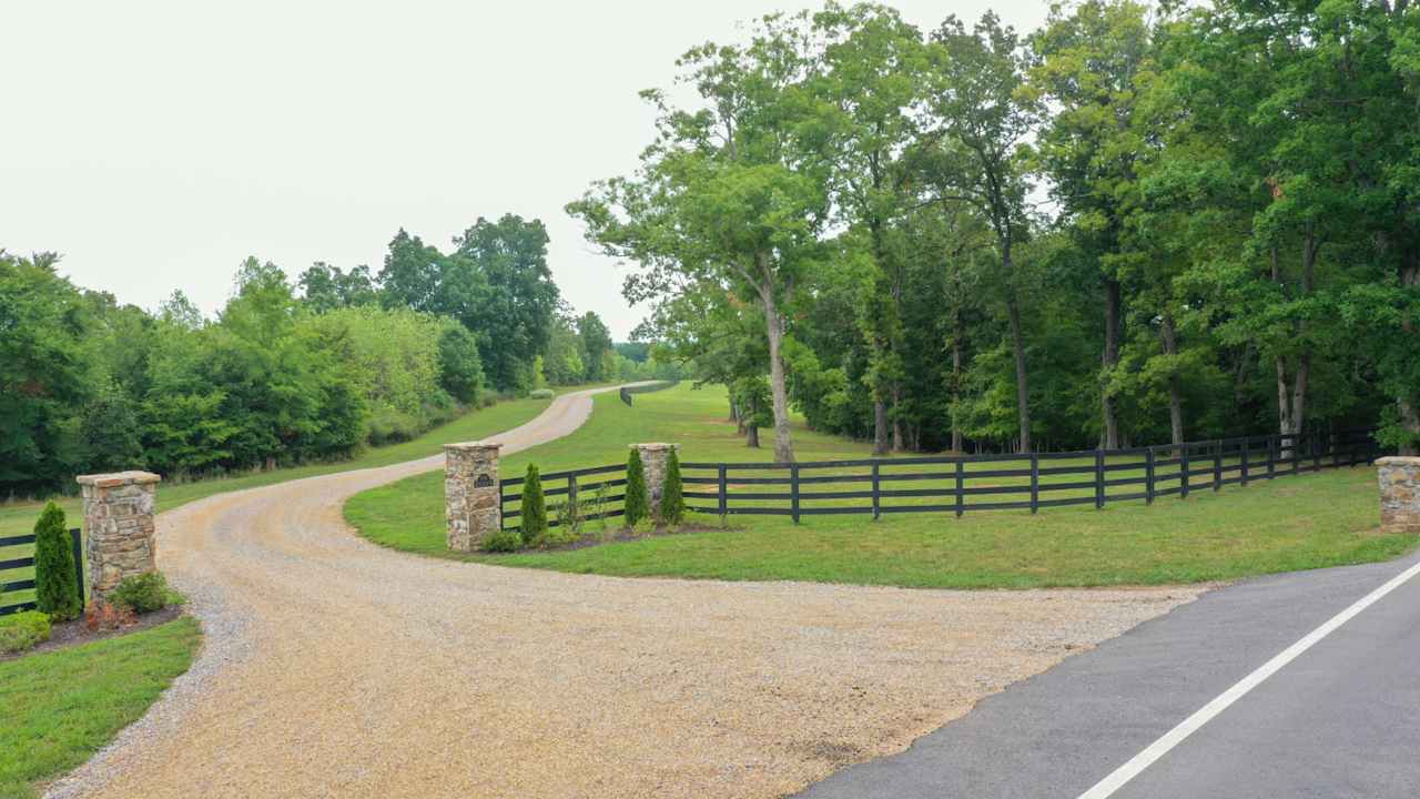 Pine Ridge Farm