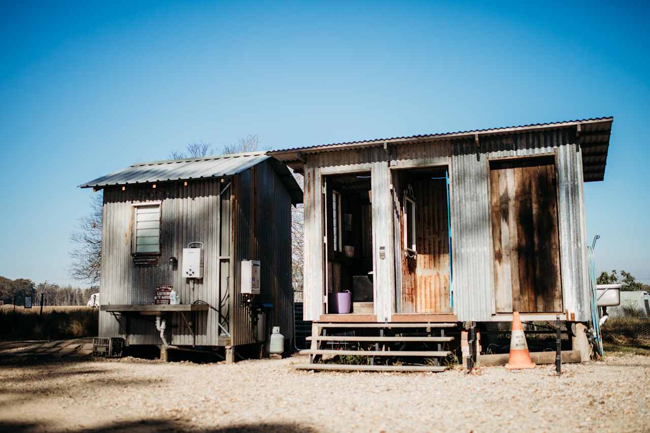 Toilet/shower block