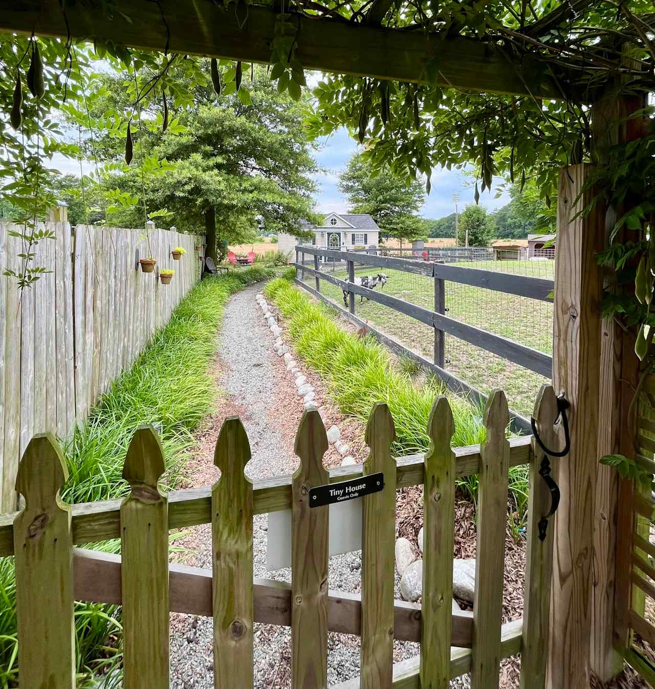 Peaceful Garden Hideaway Tiny House