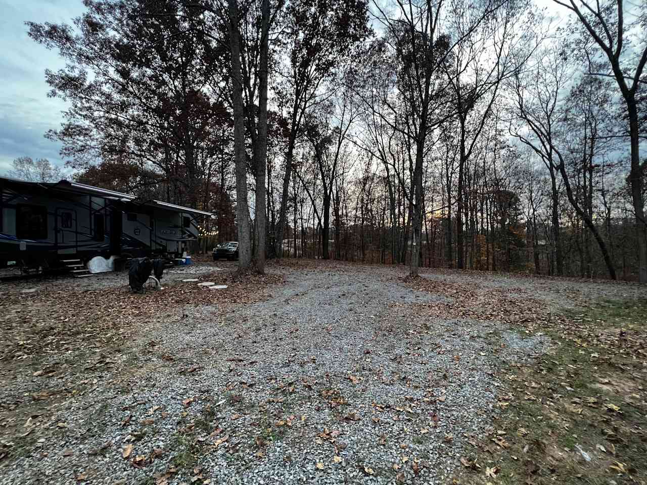 Site two hook ups on drive side.