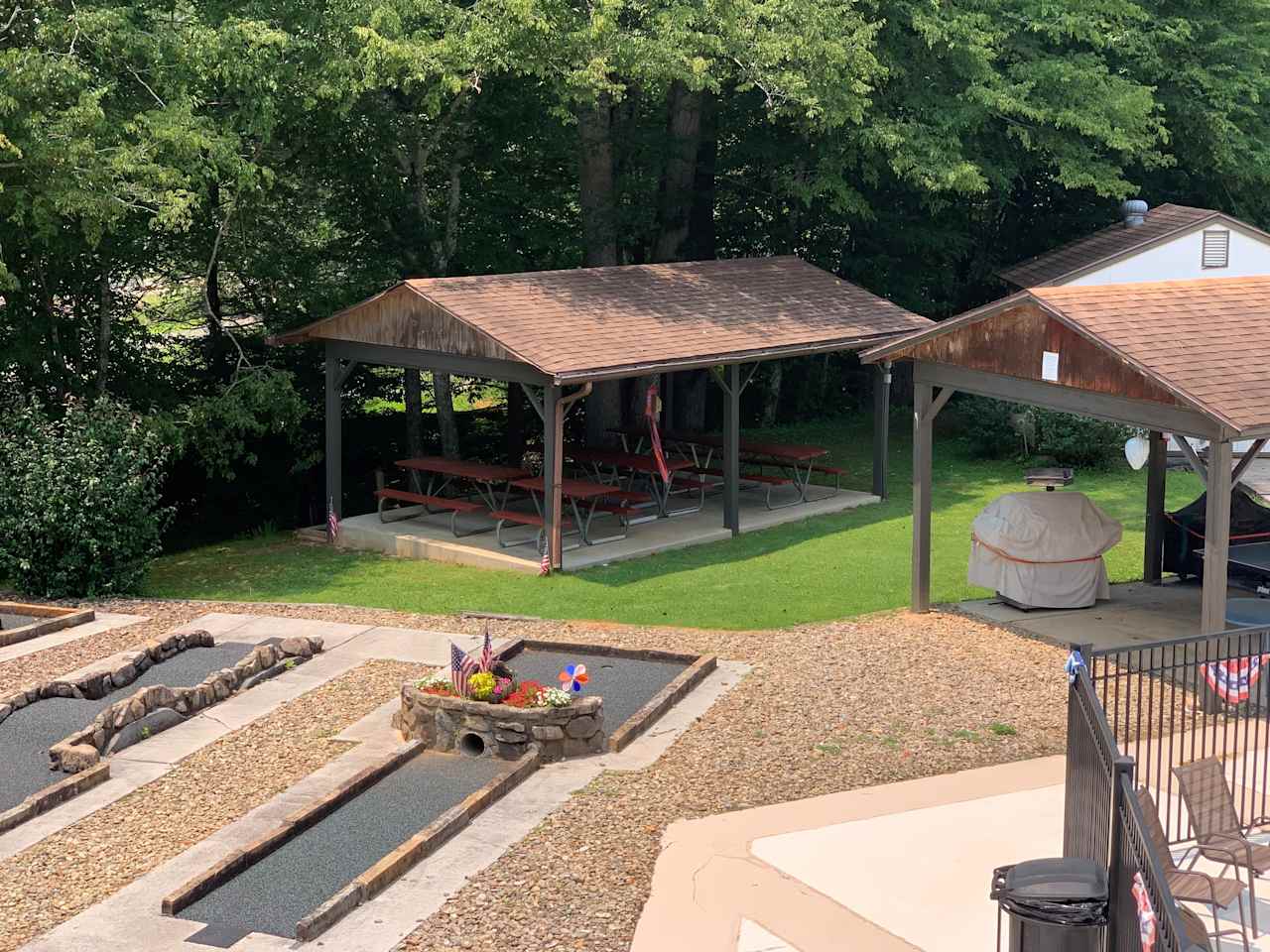 Mini golf with creekside picnic area