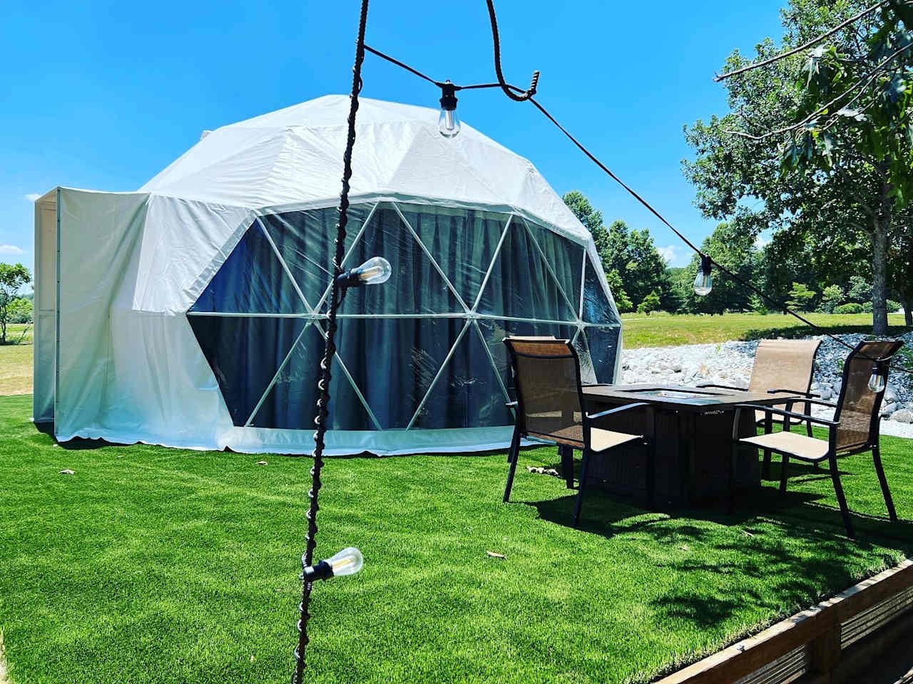Private Riverfront Dome With AC