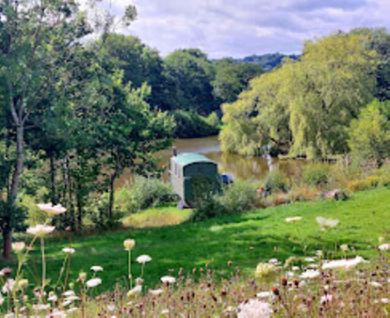Hastingford Fishery Glamping