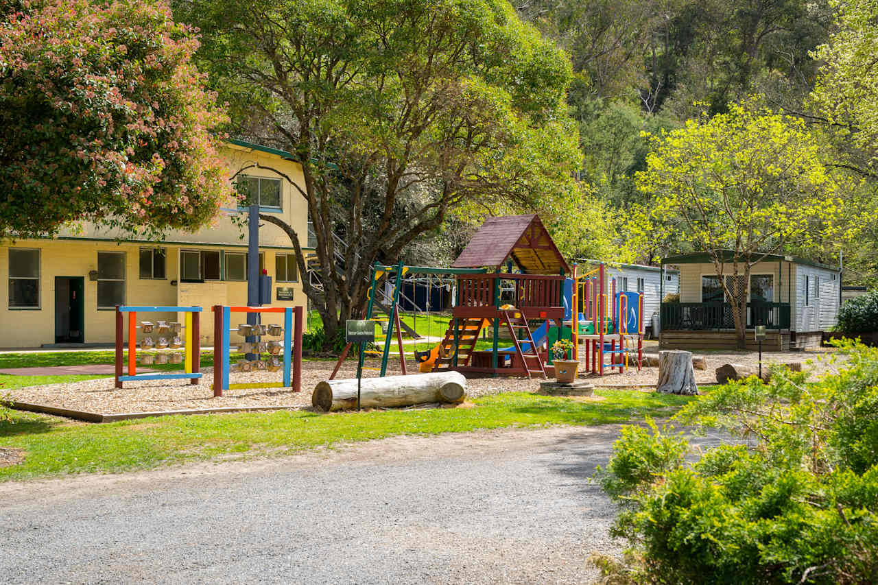 Bright Accommodation Park