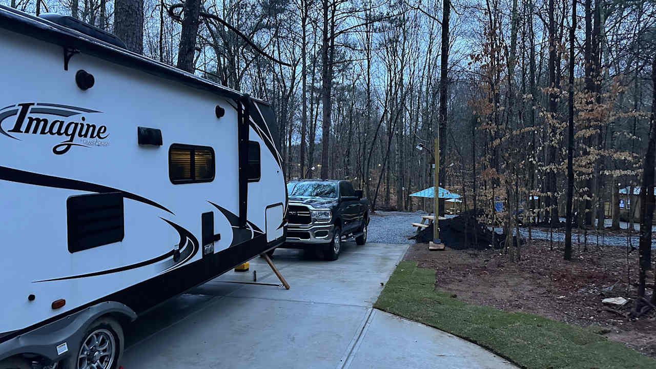 ATL OASIS RV Parking & Campgrounds