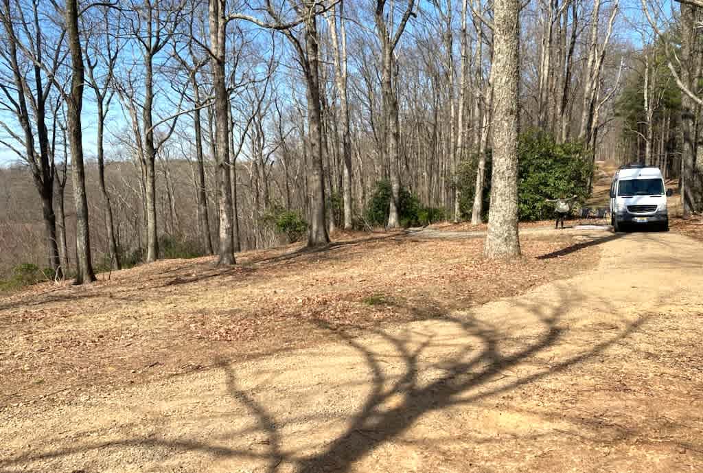 200ft of level gravel drive available for parking 