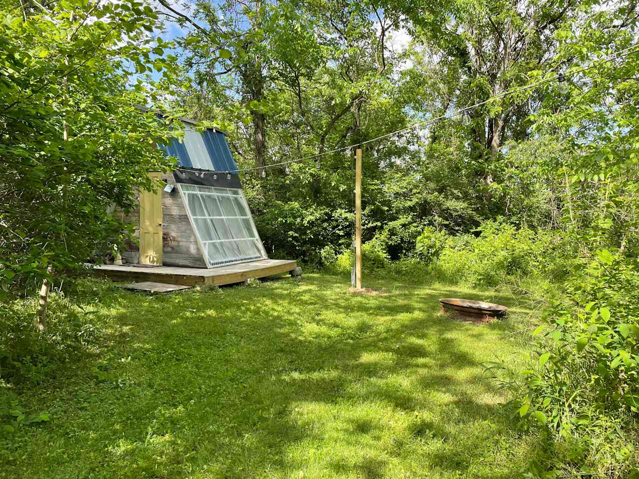 Birdhouse Farm Camp And Cabin