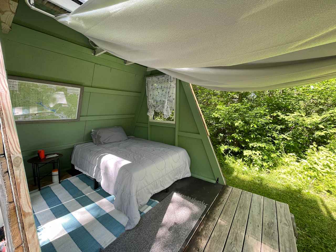 Birdhouse Farm Camp And Cabin