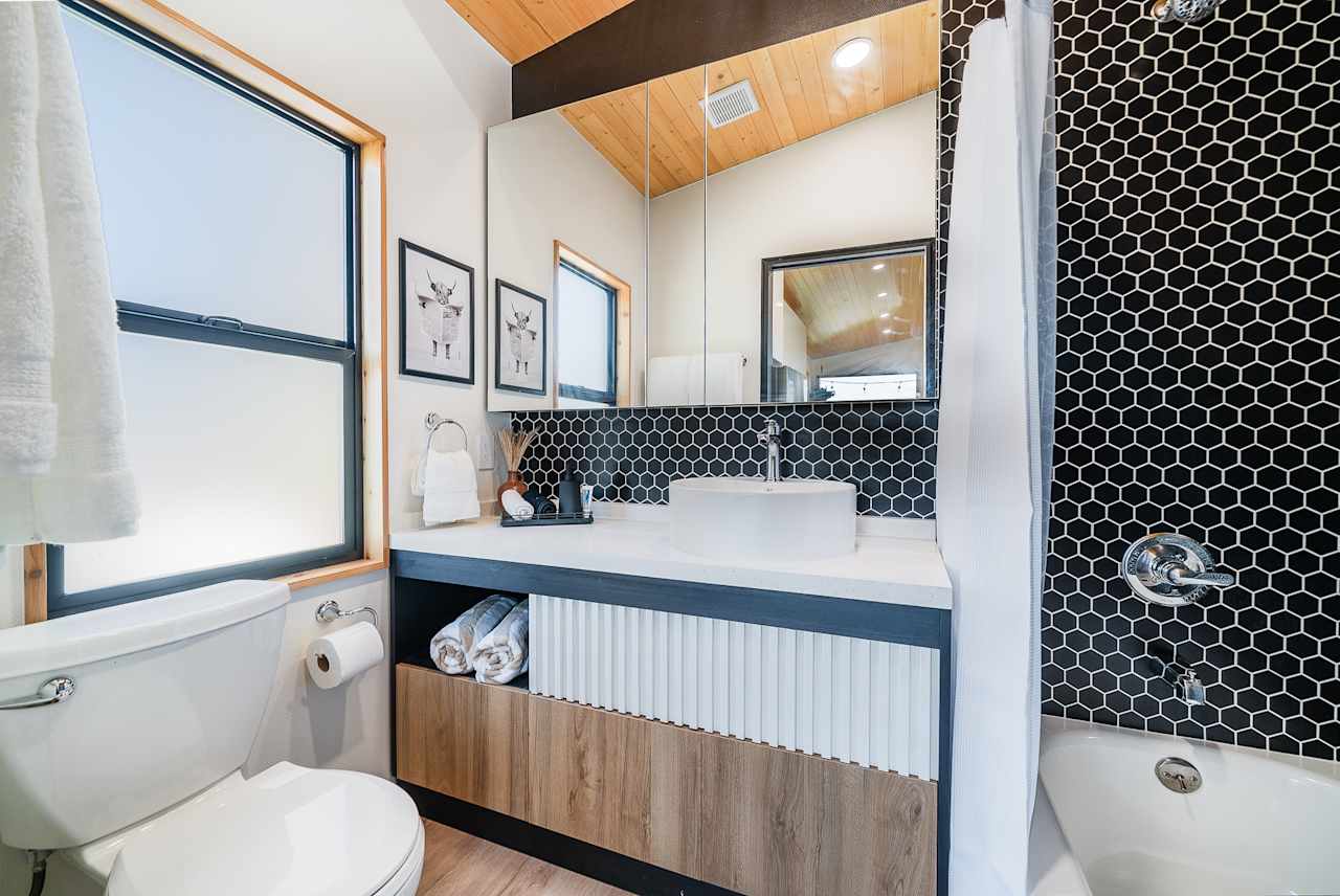 Luxury Tiny Home Nature Retreat