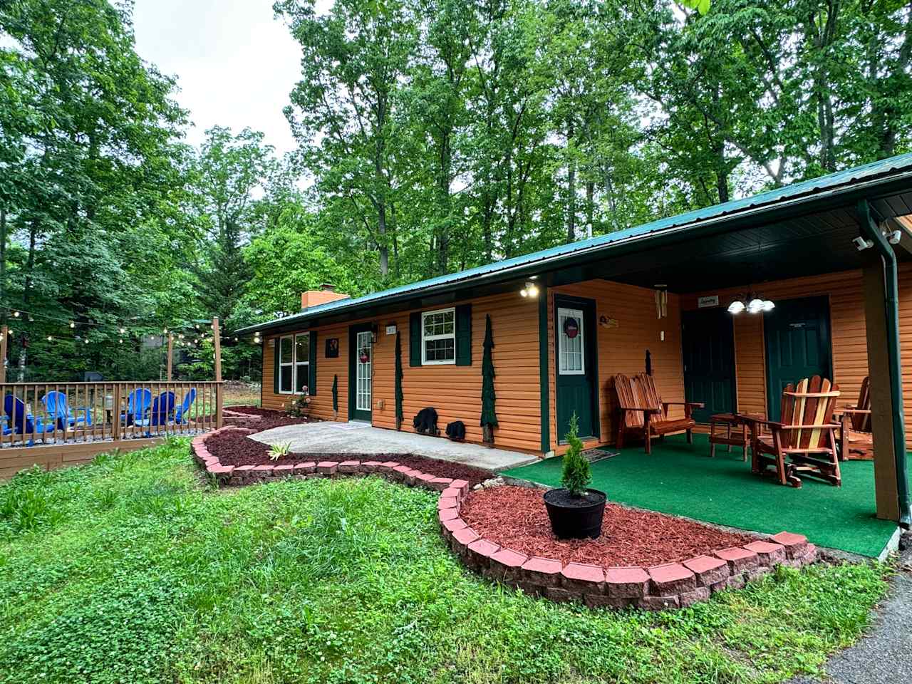Beautiful cabin 3 bedrooms & 2 bath