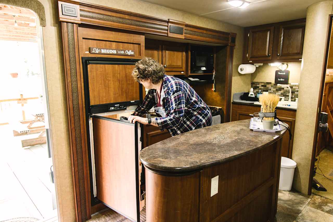 Riverside-Glamping on the New River