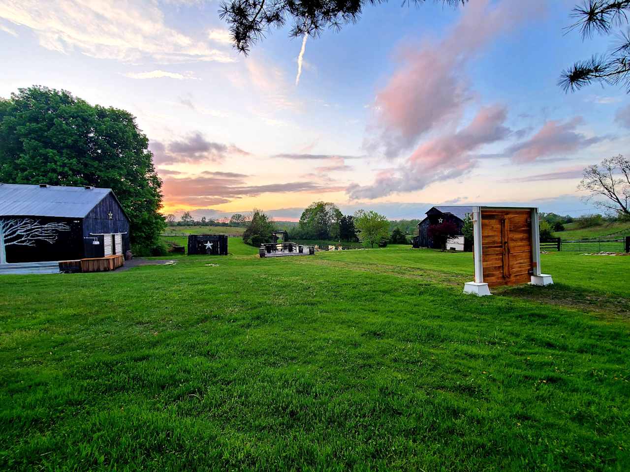 Starlight Hollow Farms