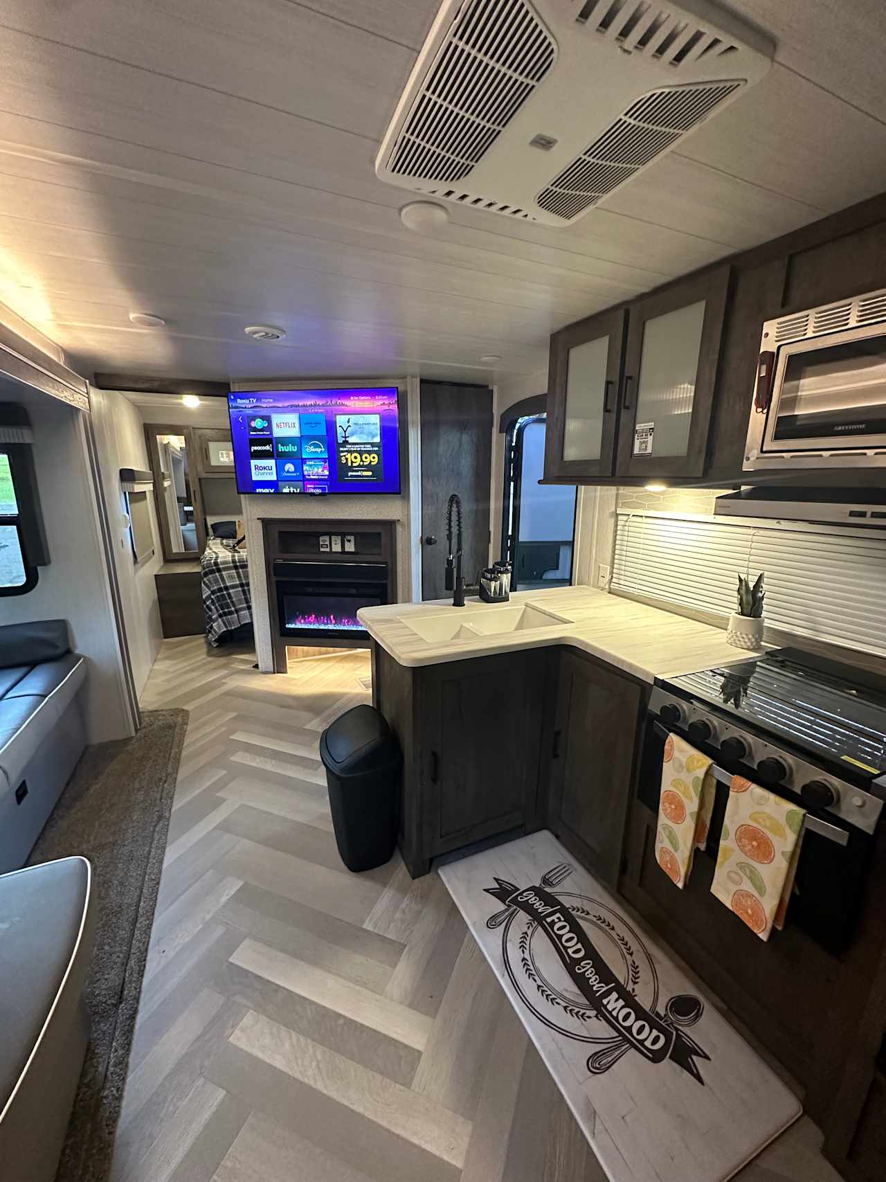 Wandering Adventures RV Rental