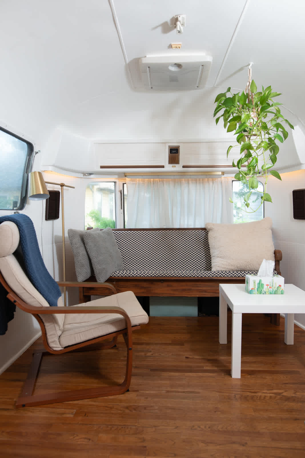 Cozy Cactus Airstream with Hot Tub