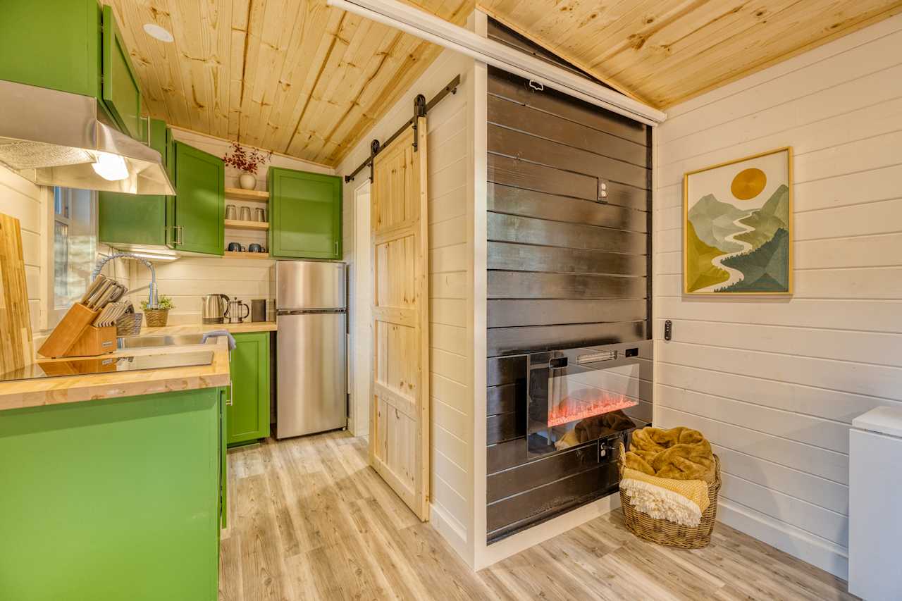 Luxurious Couples Getaway-Reboot!