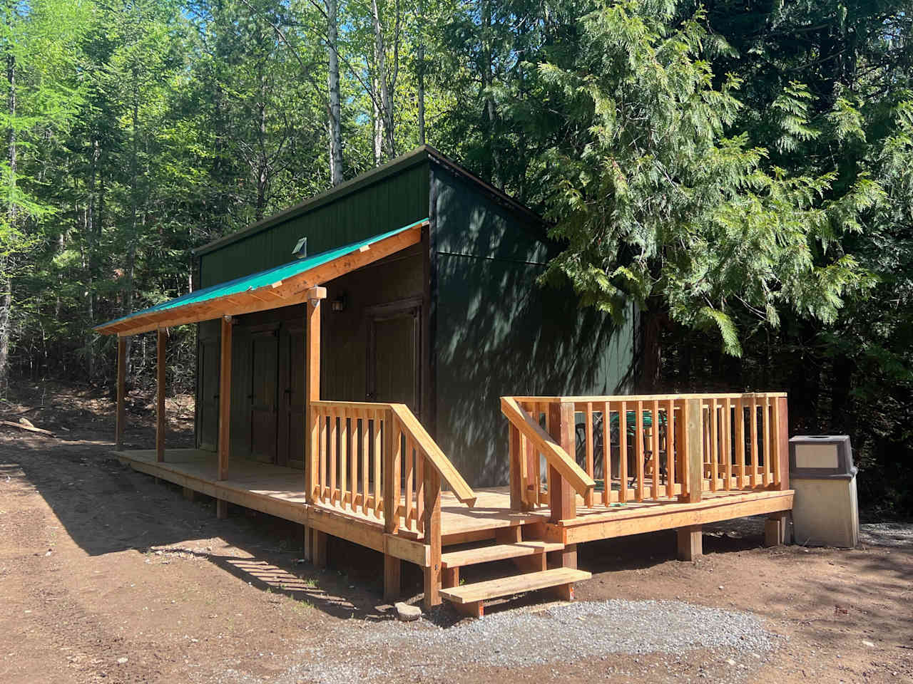 Private bathrooms and showers, with floor-to-ceiling tiles and all the amenities, are assigned for every guest at check-in. No sharing bathrooms here! 