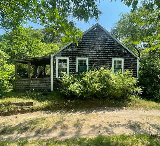 Booth Cottages and Beach
