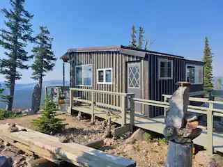 Elkhorn Mountain Top Cabin