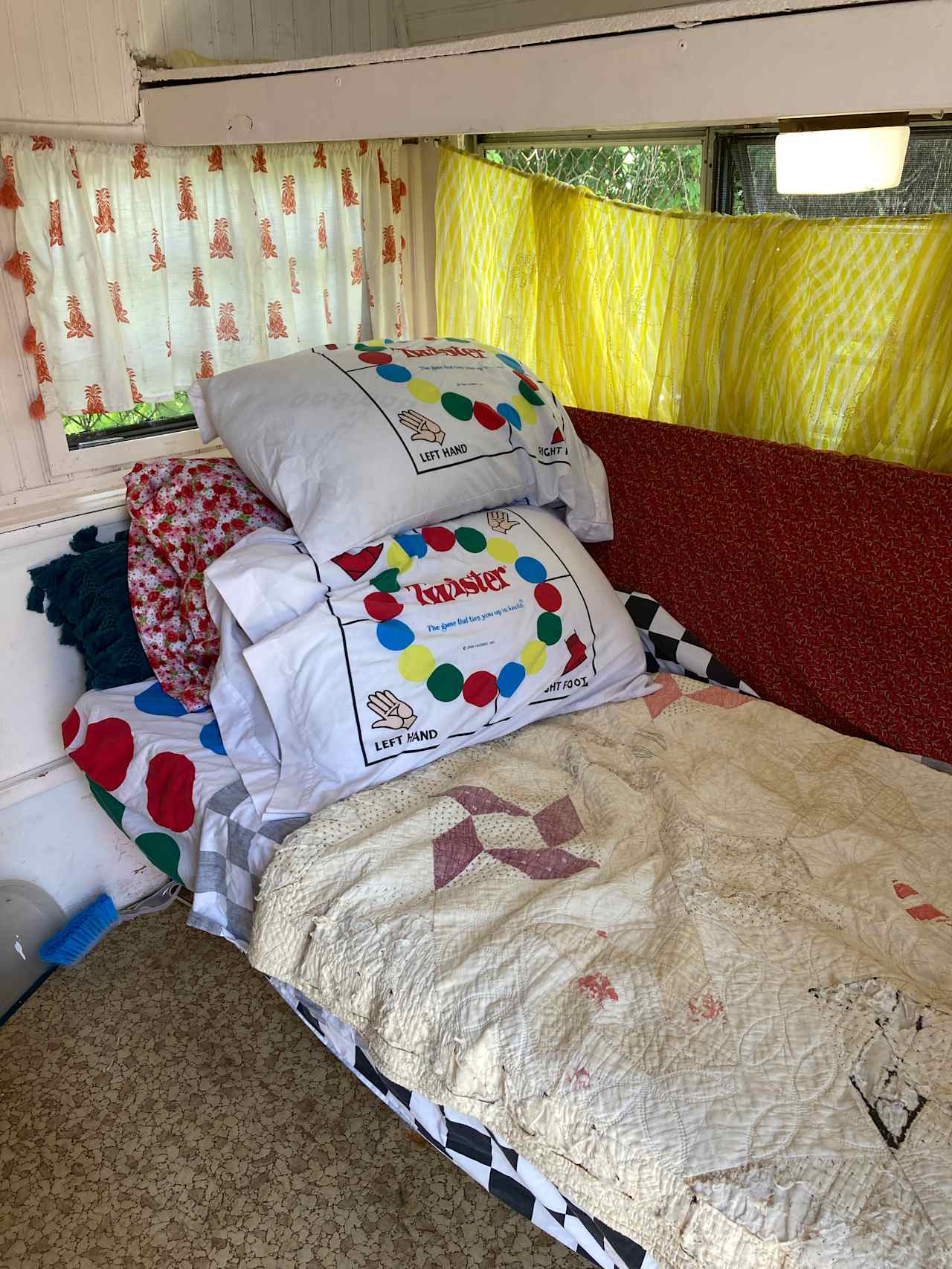 Rockaway secret garden 70's camper