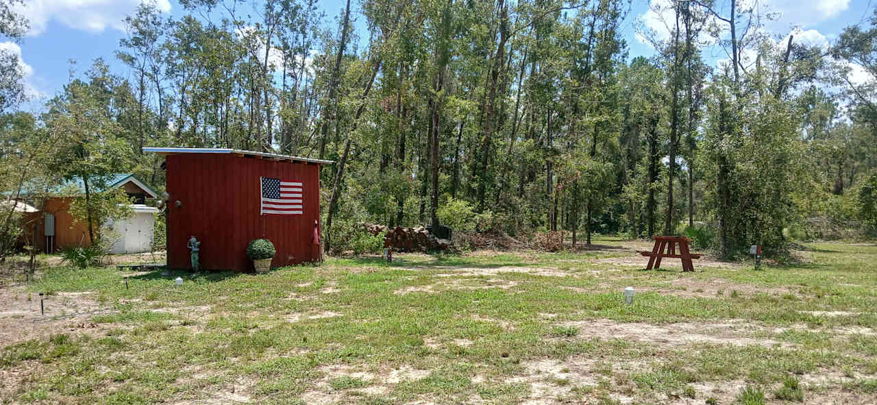 Friendly's River Retreat RV