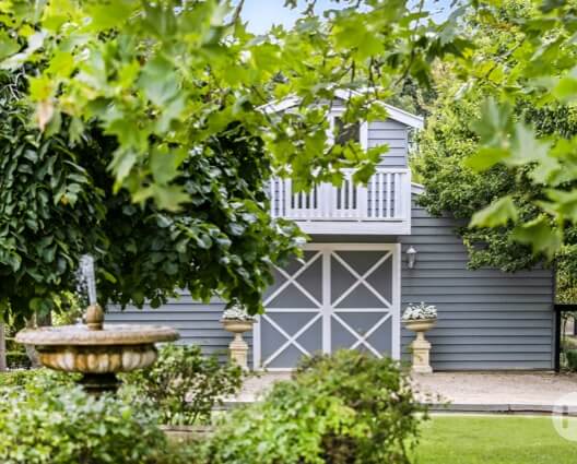 Maple Cottage Farm Stay