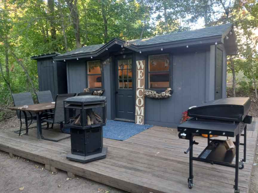The Hamlet Lake Homestead