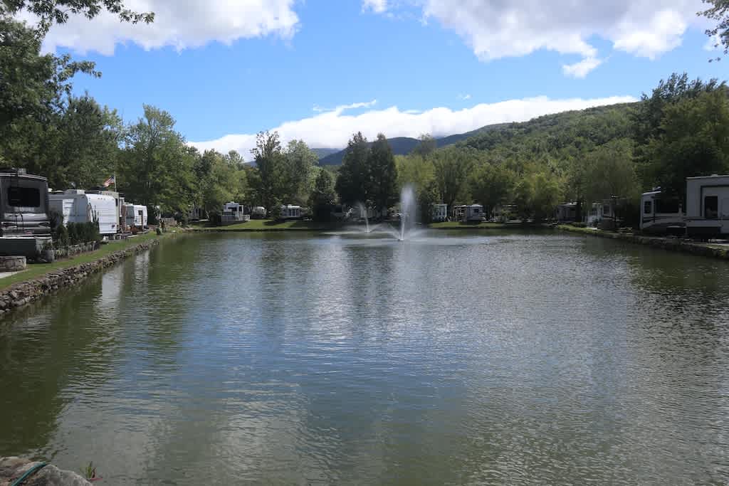 Gatlinburg Vibes RV Camping