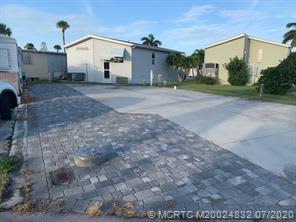 RV Lot with Full hookup. Wifi Included
