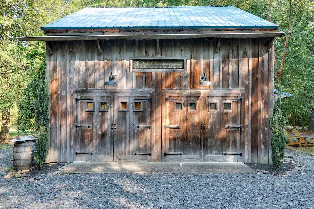 Refined Rural Retreat