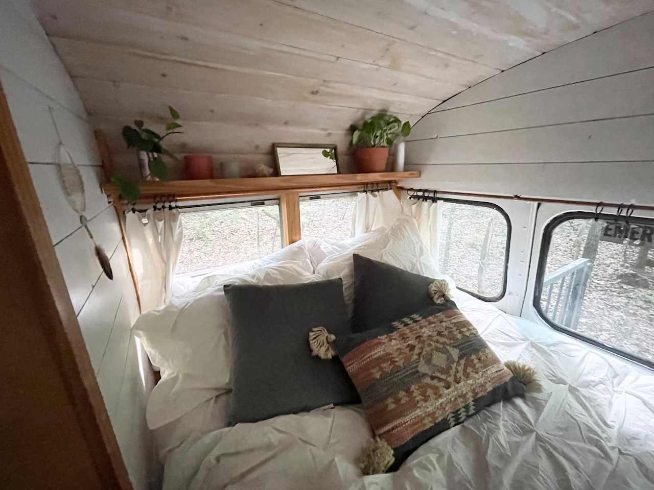 Cozy School Bus w/ Rooftop Deck
