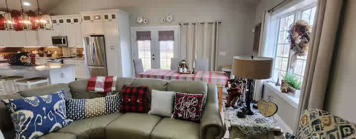 Updated Farmhouse In Private Setting!