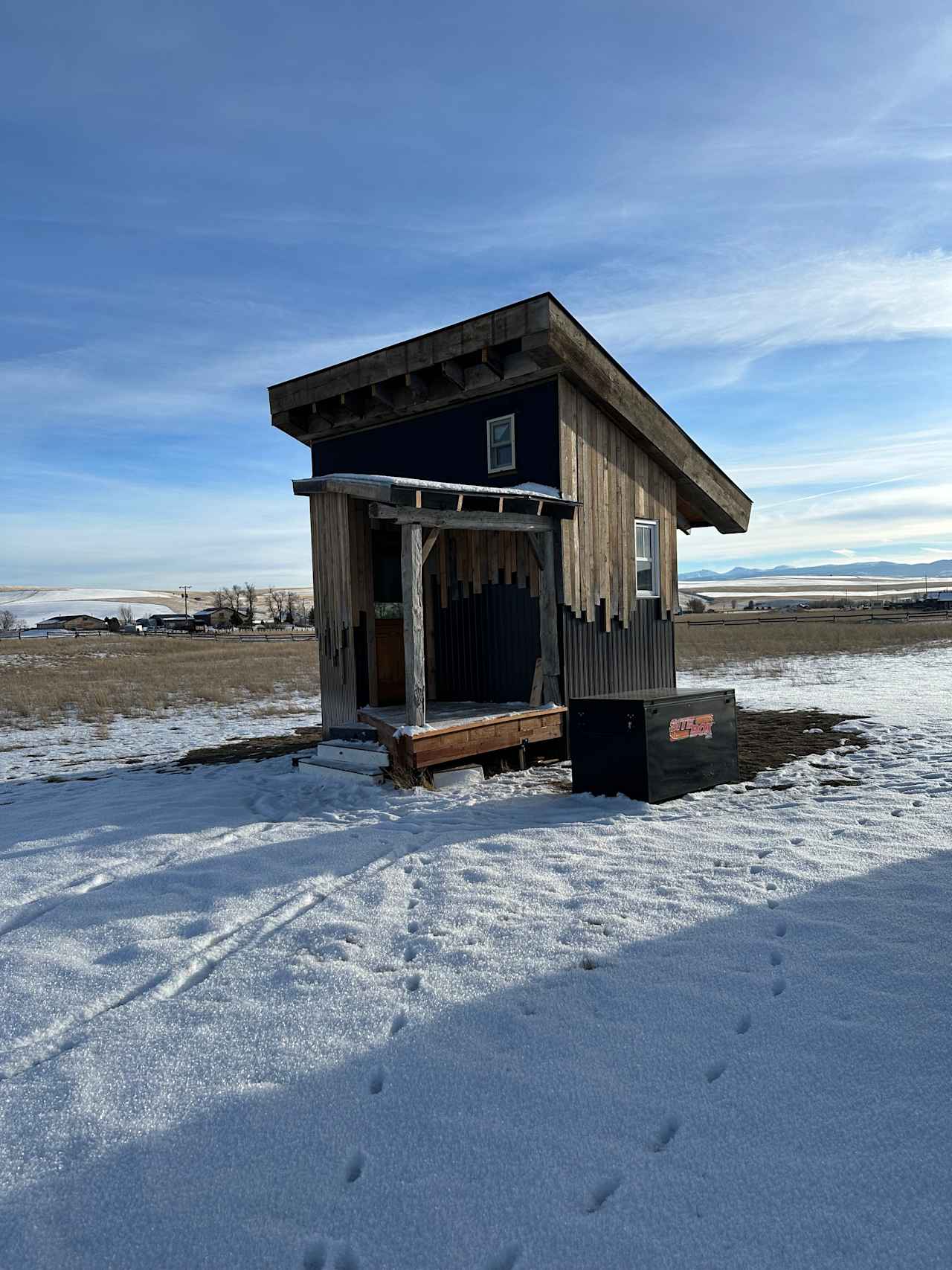 Madison River tiny house/camp site