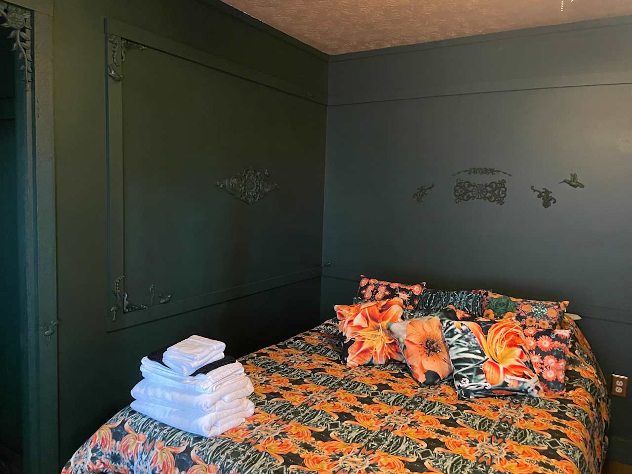Artemis Gardens BnB