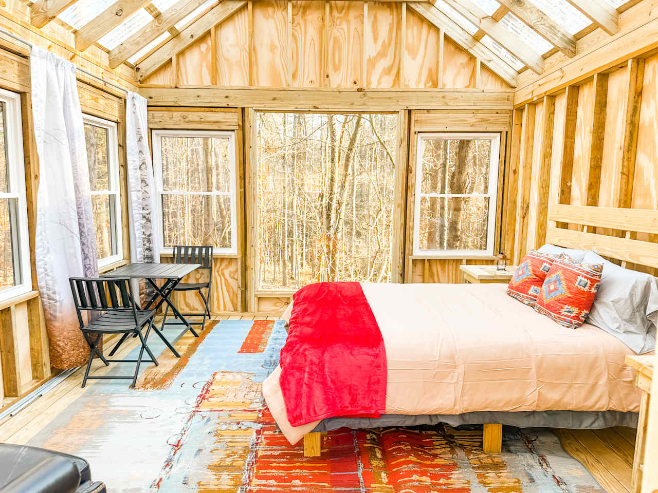 Kerr Lake Glamping at Holly Forest