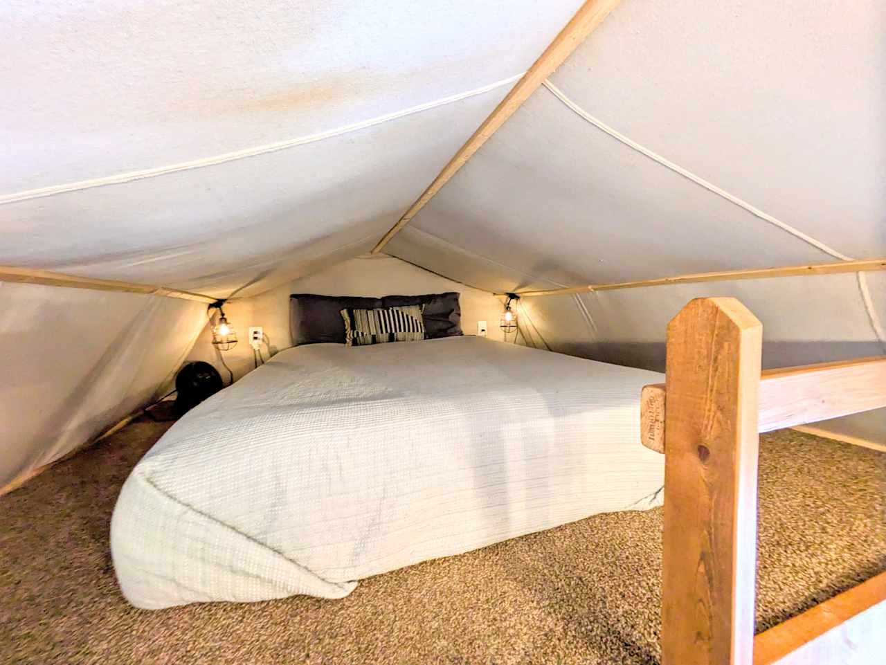 Goat Farm Glamping W Community Barn