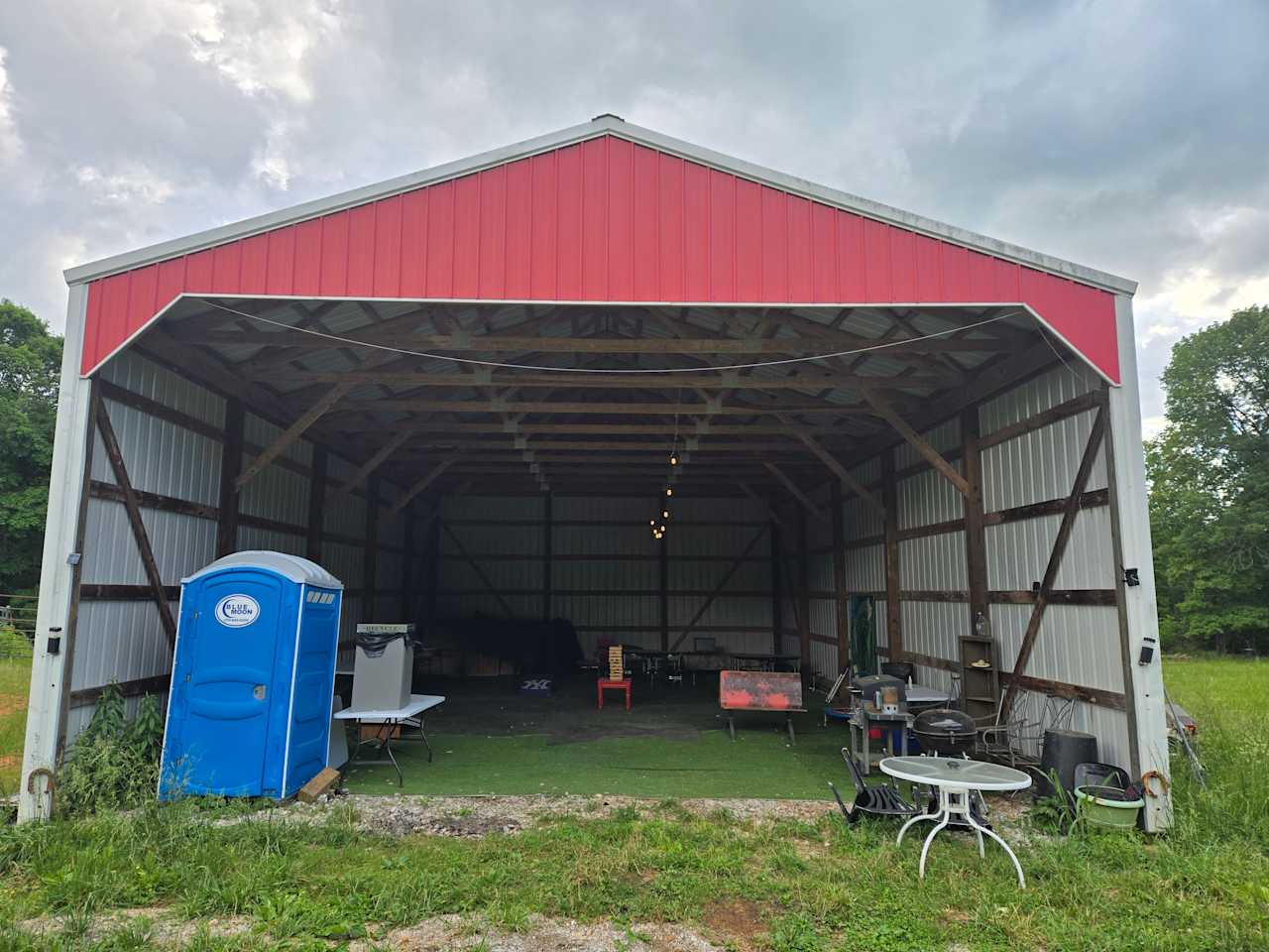4J Farms- The Red Barn