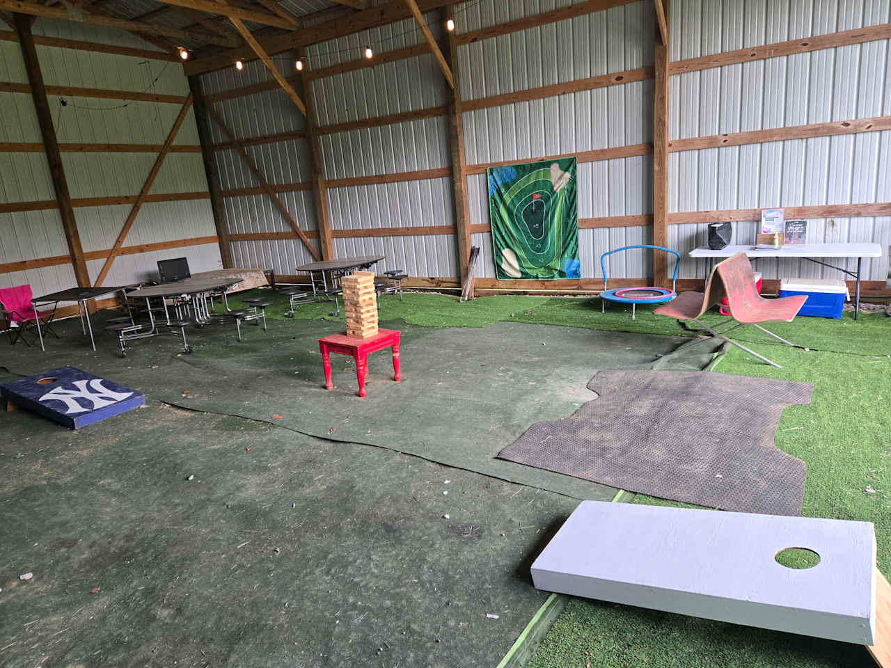 4J Farms- The Red Barn
