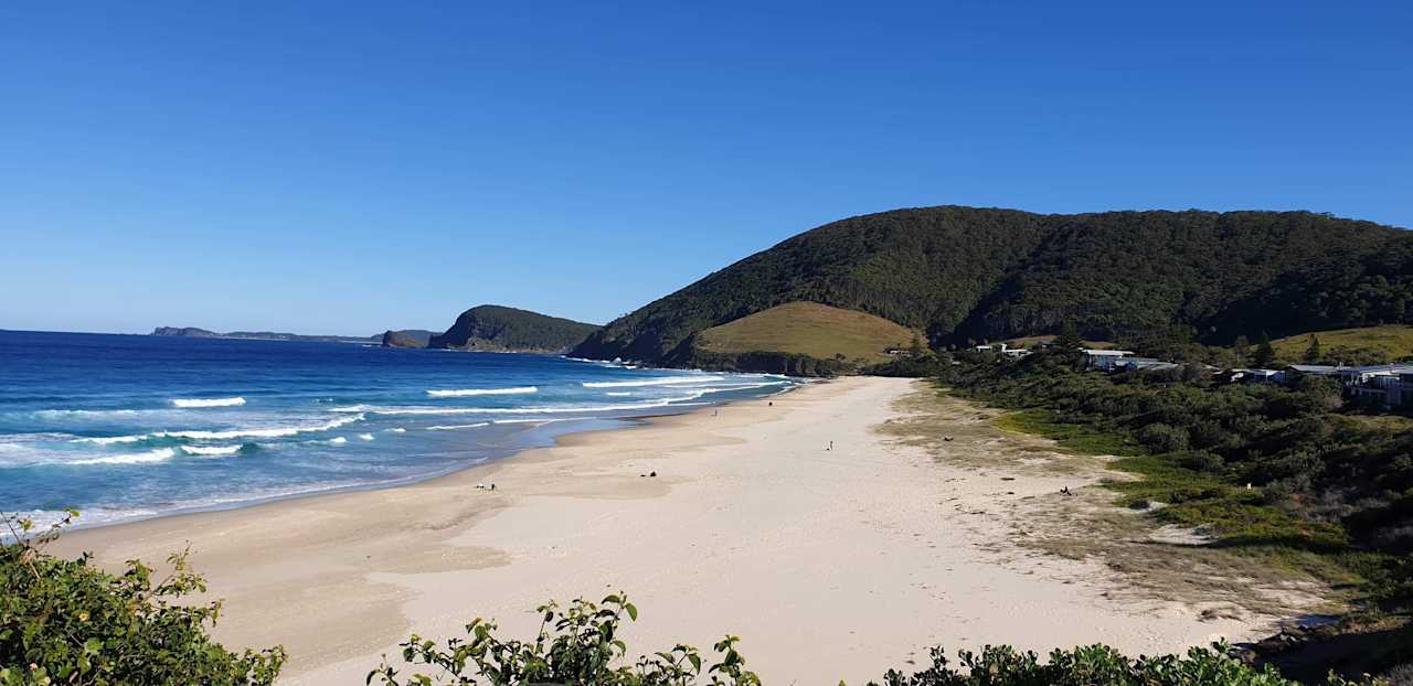 OUR LOCAL BLUEYS BEACH - 5 MINS DRIVE