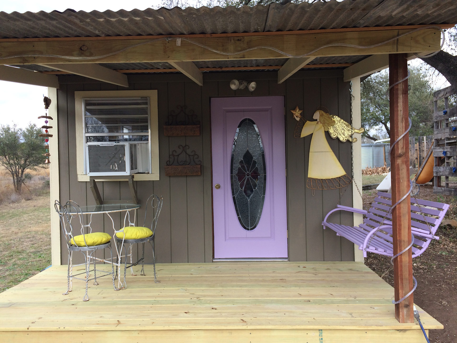 Air conditioned and heated bunkhouse sleeps up to 6
