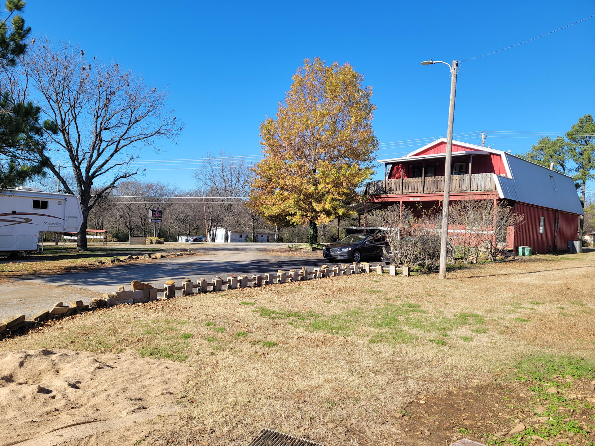 The Oaks RV and Camping
