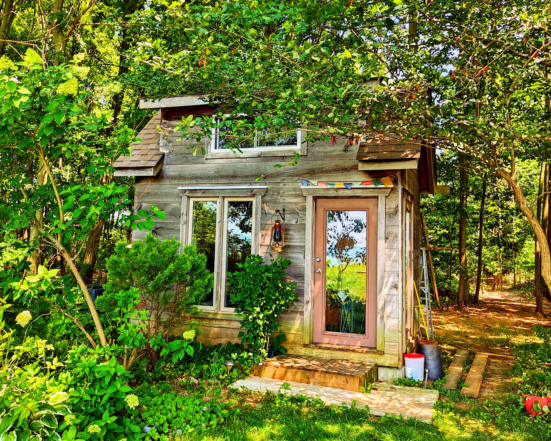 Our beautiful Bunkie overlooks the Lake Erie bluffs and is fully powered.