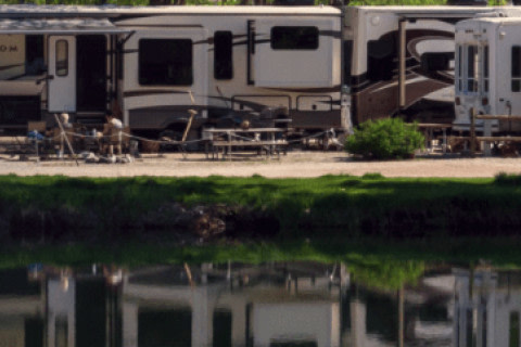 Unhitched Snug Harbor RV Park & Marina
