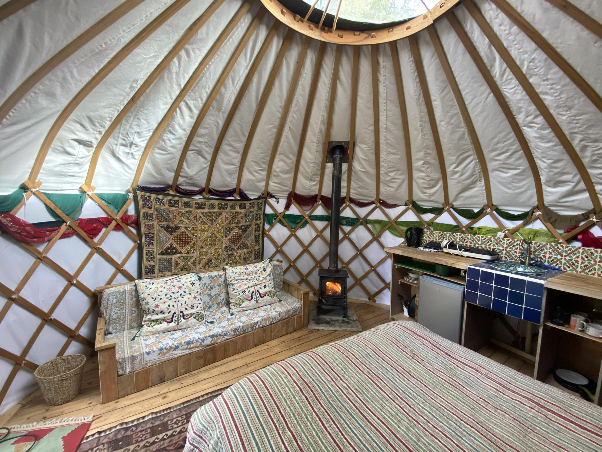 Yurt Yasmin