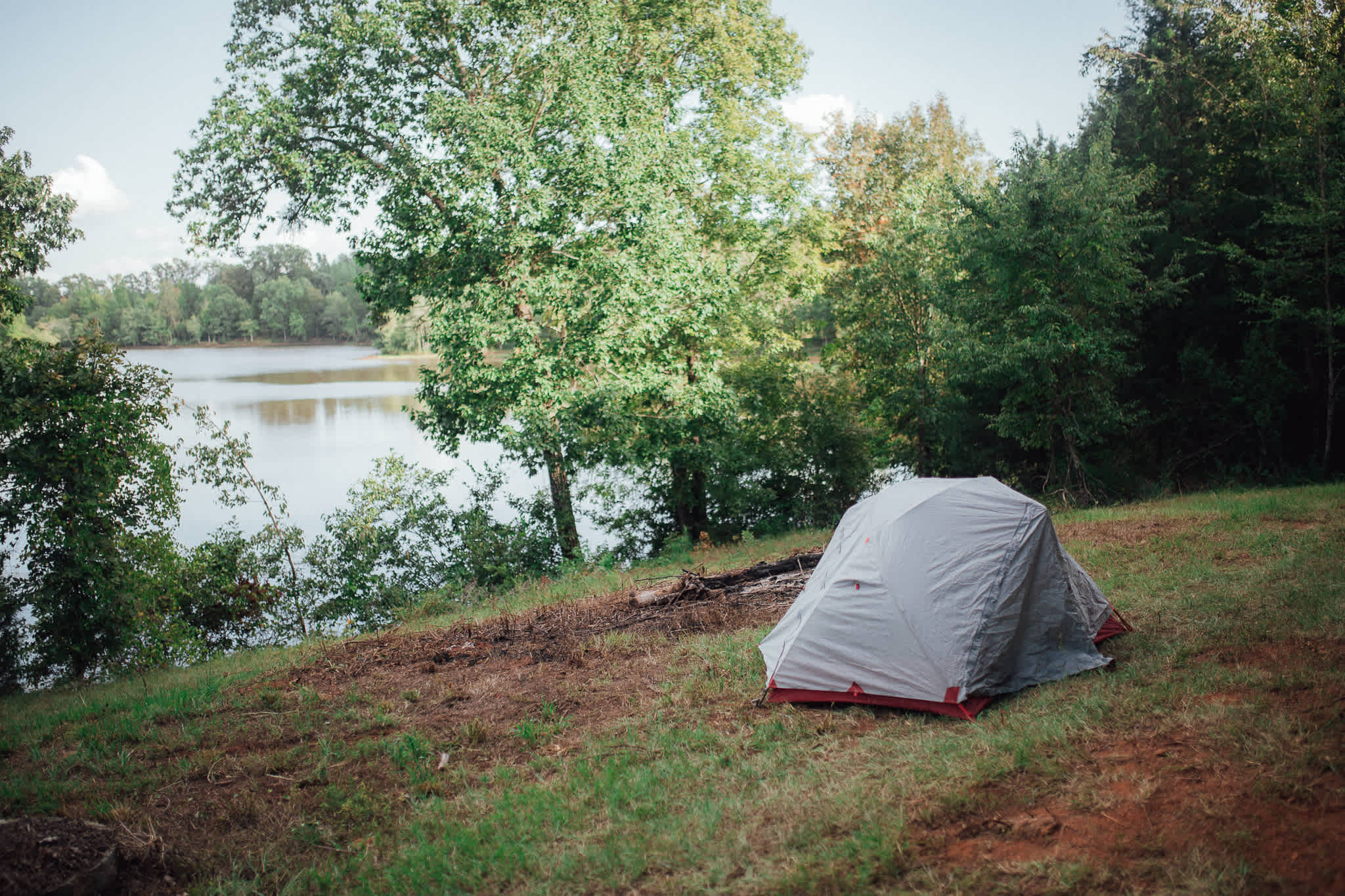 Setting up camp, lakeside