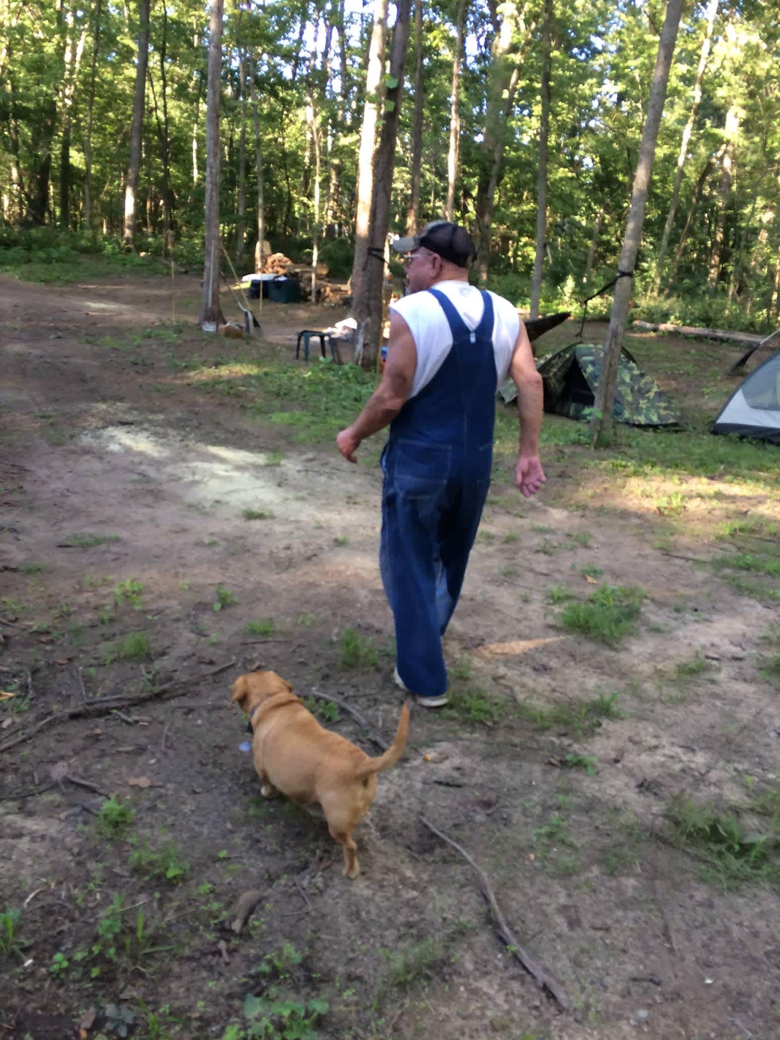 Pole Run Pen.