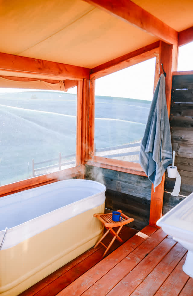 The most amazing semi-outdoor tub is a must use! 