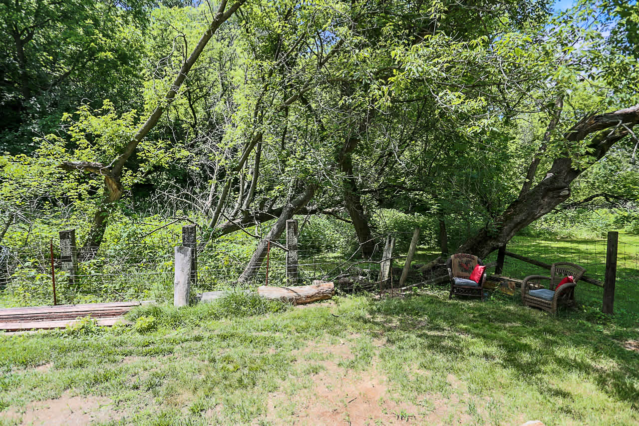 Arrowhead Lodge of SW. Iowa.
