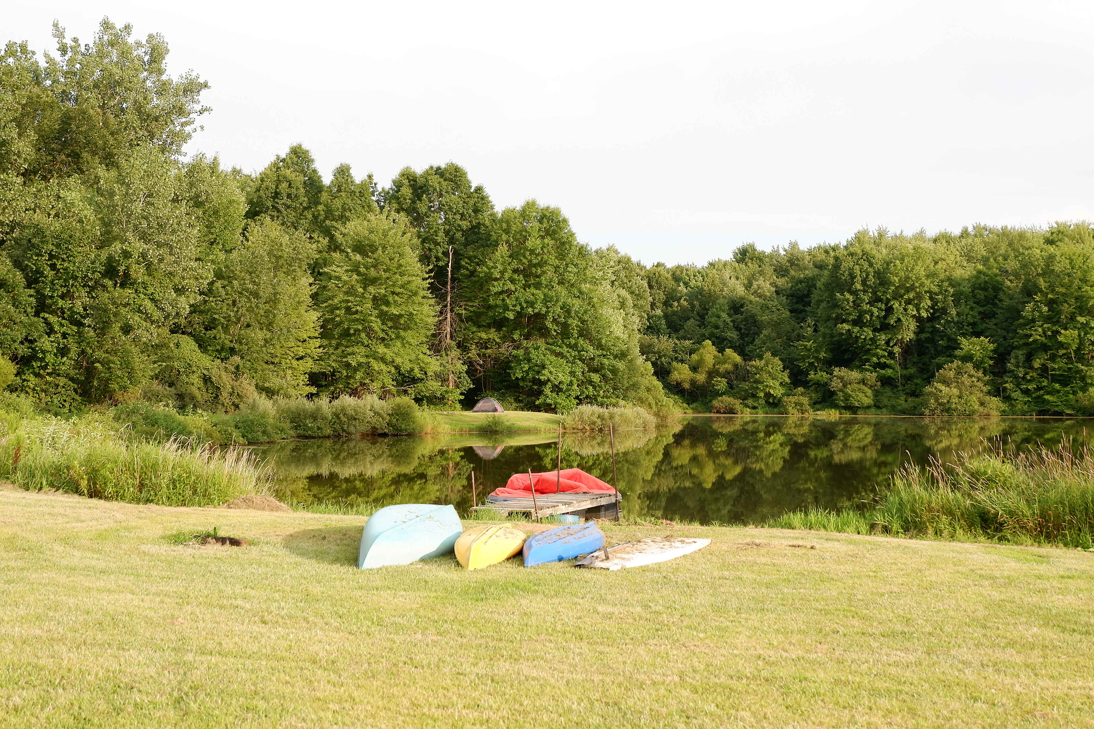 The pond is quite large and had a canoe, two kayaks and a paddleboard for us to use