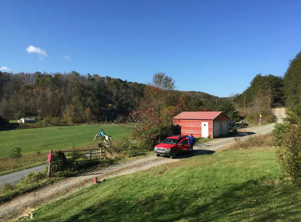 Russells Off Off Grid Mountain 